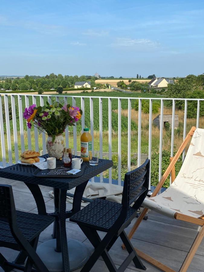 Appartement Lu'Ermael Avec Vue Mont Saint Michel Courtils Exterior photo